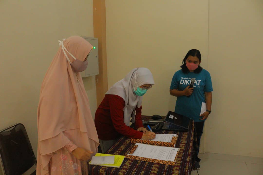 PRAKTIK PERTAMA MAHASISWA KEPERAWATAN SELAMA MASA PANDEMI